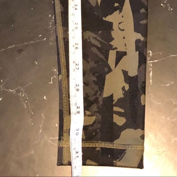 Lululemon  WUP size 6 - Picture 4 of 6